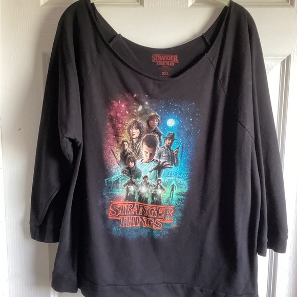 Stranger things xxl thin scoop neck sweatshirt - Picture 1 of 4